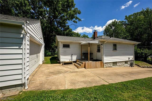 274 E Park Boulevard, Akron, OH 44305