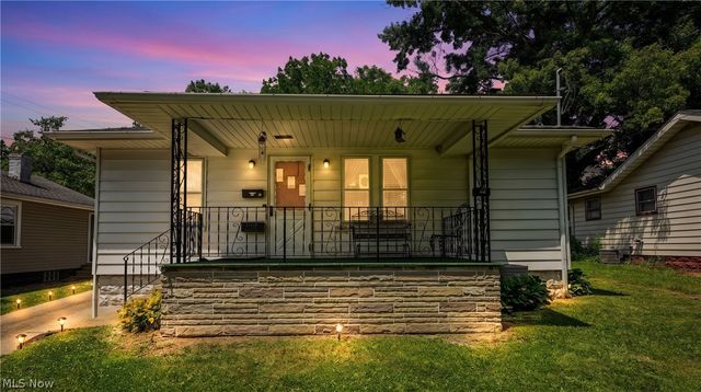 274 E Park Boulevard, Akron, OH 44305