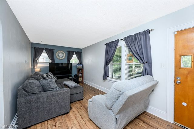 274 E Park Boulevard, Akron, OH 44305