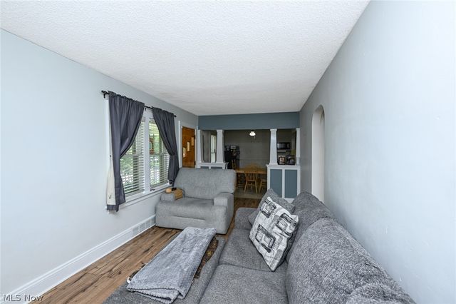 274 E Park Boulevard, Akron, OH 44305