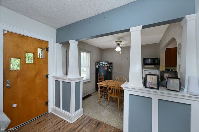 274 E Park Boulevard, Akron, OH 44305