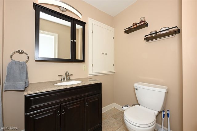 274 E Park Boulevard, Akron, OH 44305