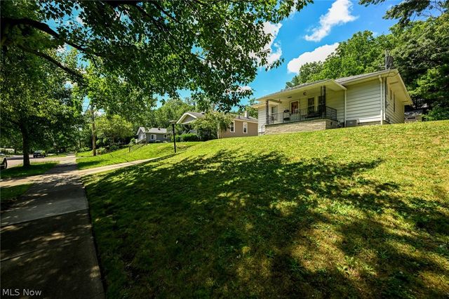 274 E Park Boulevard, Akron, OH 44305