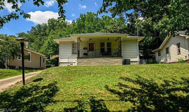274 E Park Boulevard, Akron, OH 44305