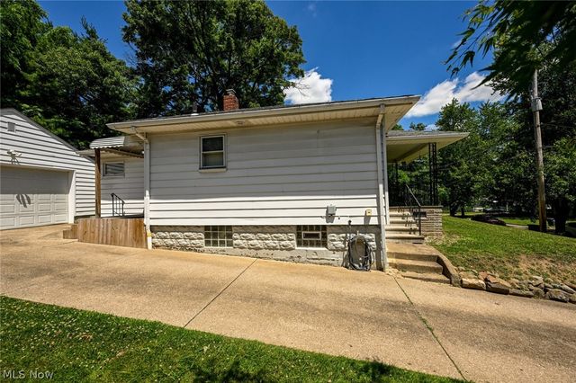 274 E Park Boulevard, Akron, OH 44305