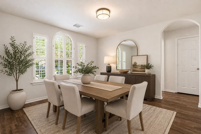 118 S Merryweather Circle, The Woodlands, TX 77384