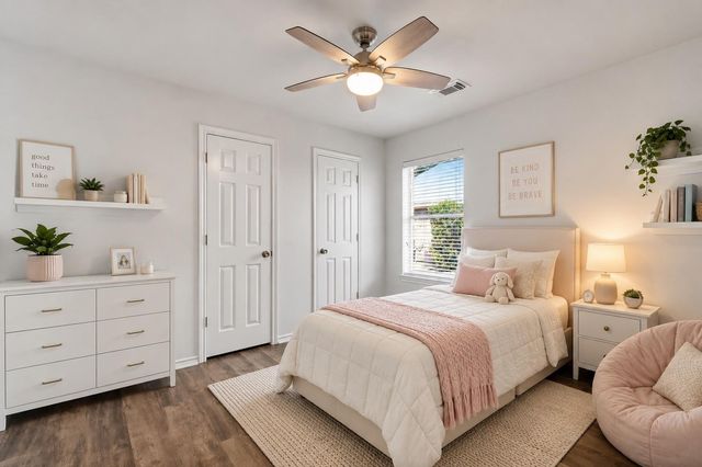 118 S Merryweather Circle, The Woodlands, TX 77384