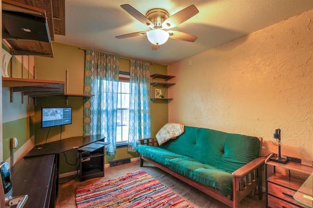 310 E Emma Avenue, Des Moines, IA 50315