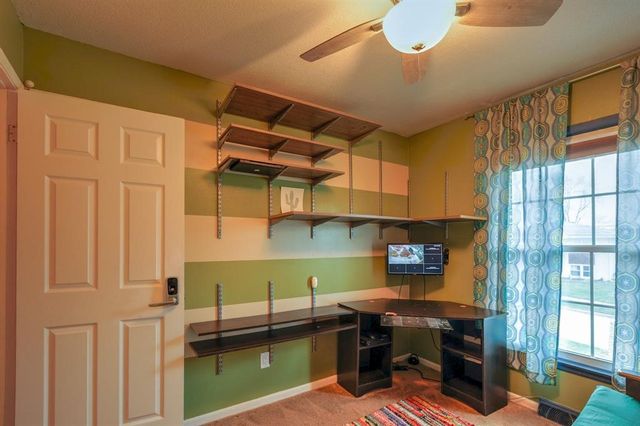 310 E Emma Avenue, Des Moines, IA 50315