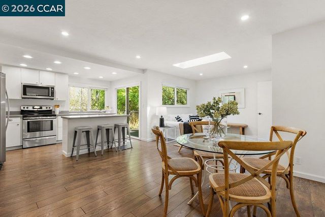 2144 Wilmington Dr, Walnut Creek, CA 94596