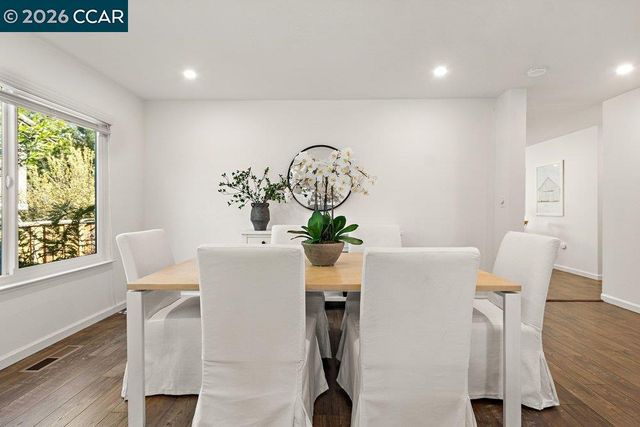 2144 Wilmington Dr, Walnut Creek, CA 94596