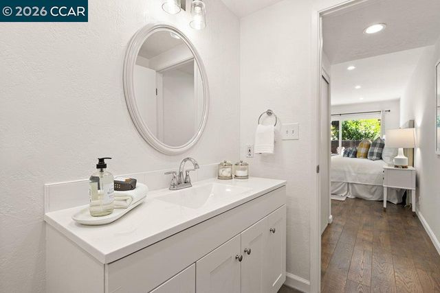 2144 Wilmington Dr, Walnut Creek, CA 94596