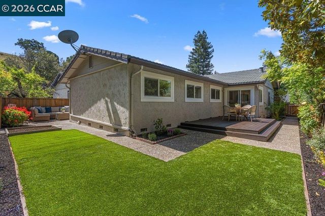 2144 Wilmington Dr, Walnut Creek, CA 94596