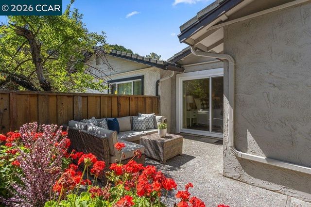2144 Wilmington Dr, Walnut Creek, CA 94596