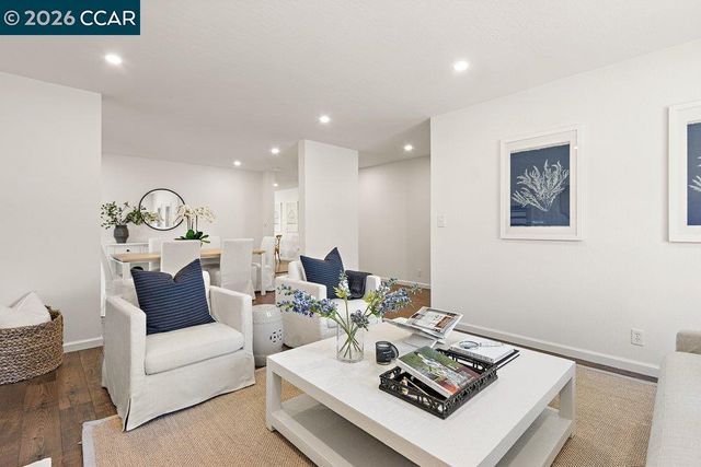 2144 Wilmington Dr, Walnut Creek, CA 94596