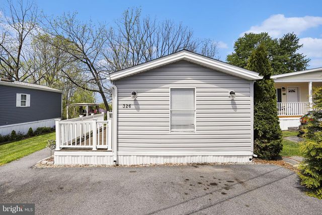 326 DON DR, New Holland, PA 17557