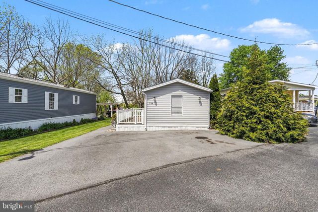 326 DON DR, New Holland, PA 17557