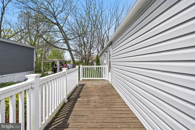326 DON DR, New Holland, PA 17557