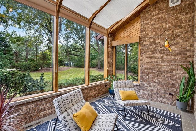 6130 Old Middleton Road, Madison, WI 53705