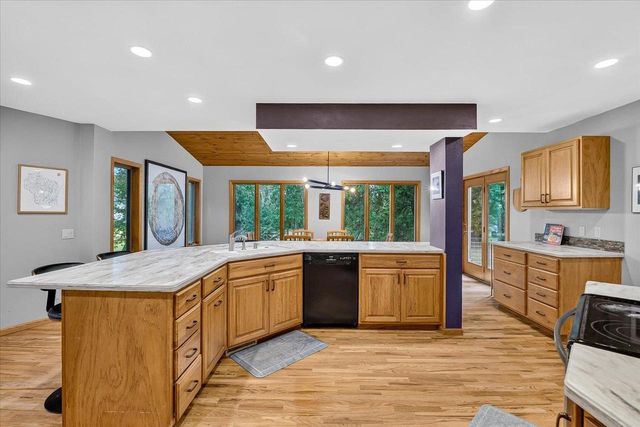 6130 Old Middleton Road, Madison, WI 53705