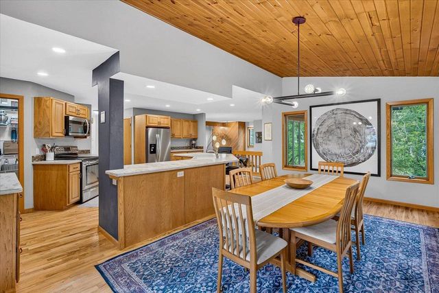 6130 Old Middleton Road, Madison, WI 53705