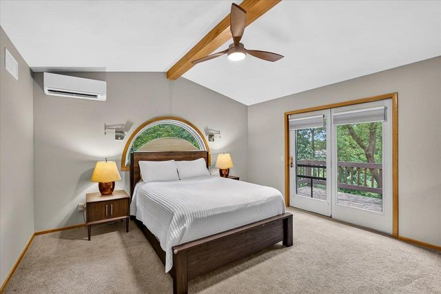 6130 Old Middleton Road, Madison, WI 53705