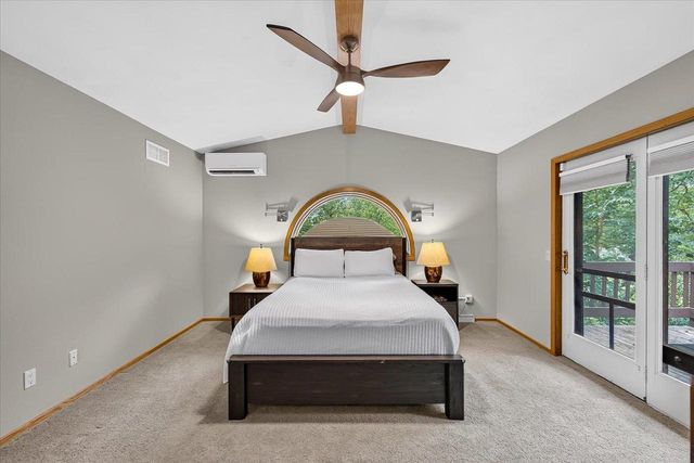 6130 Old Middleton Road, Madison, WI 53705