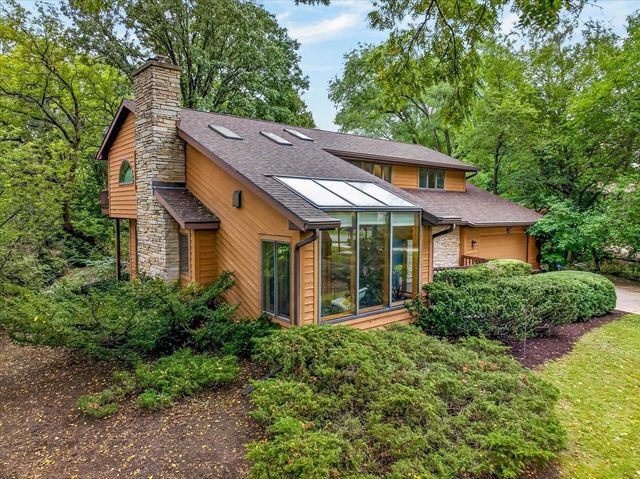 6130 Old Middleton Road, Madison, WI 53705