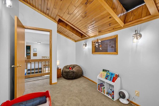 6130 Old Middleton Road, Madison, WI 53705