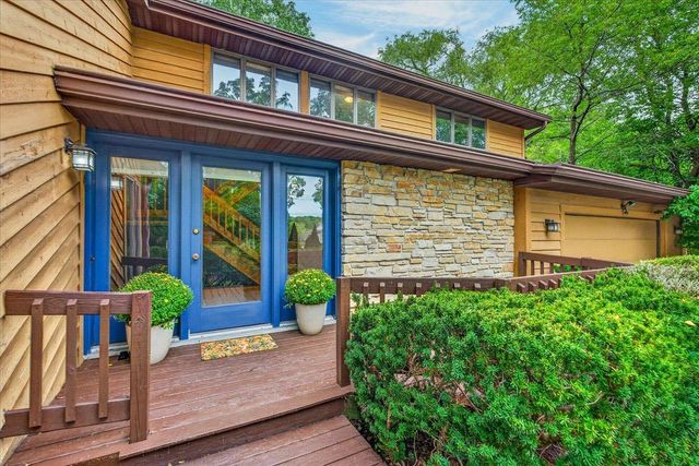 6130 Old Middleton Road, Madison, WI 53705