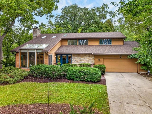 6130 Old Middleton Road, Madison, WI 53705