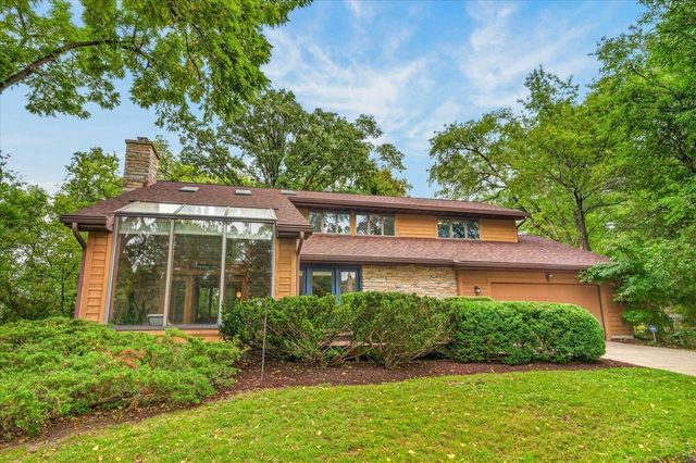 6130 Old Middleton Road, Madison, WI 53705