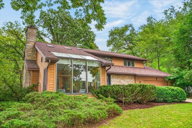 6130 Old Middleton Road, Madison, WI 53705