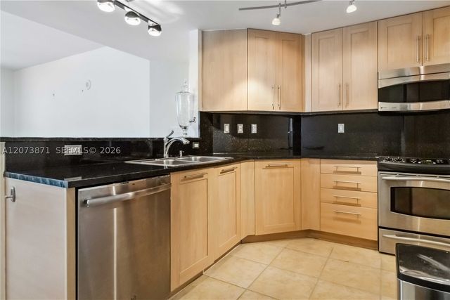 511 SE 5th Ave 1214, Fort Lauderdale, FL 33301