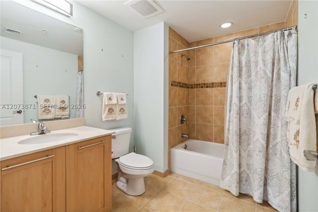 511 SE 5th Ave 1214, Fort Lauderdale, FL 33301