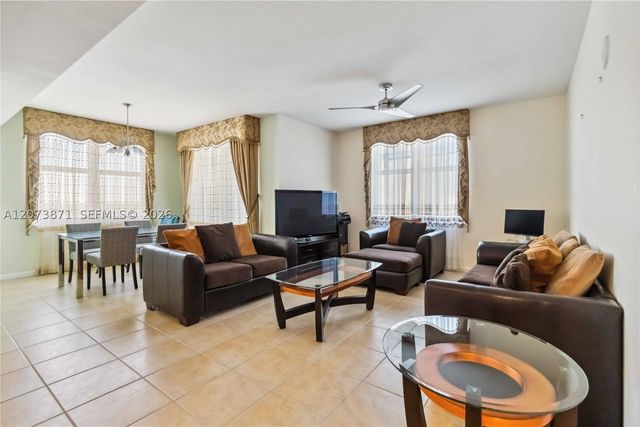 511 SE 5th Ave 1214, Fort Lauderdale, FL 33301