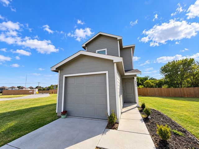 6834 Highlands Street, Princeton, TX 75407