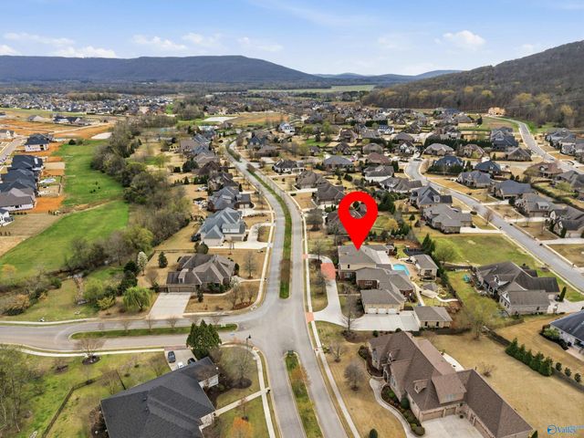 55 Mcmullen Lane, Gurley, AL 35748