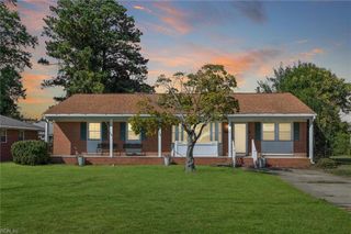116 Ivy Home RD, Hampton, VA 23669