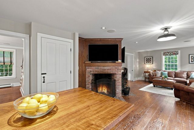 4 Russell Hill Road, Brookline, NH 03033