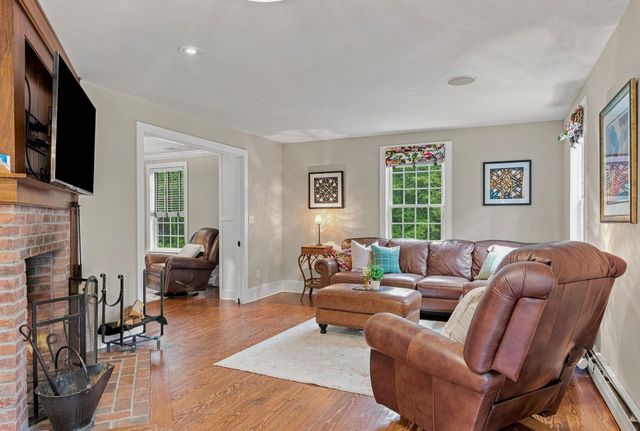 4 Russell Hill Road, Brookline, NH 03033