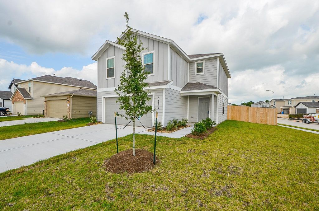 17827 Planted Orchard Drive, Hockley, TX 77447