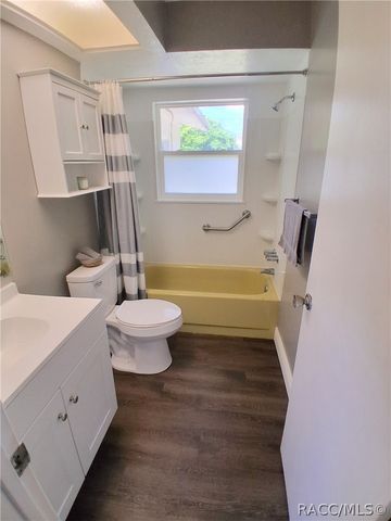 515 S Monroe Street, Beverly Hills, FL 34465