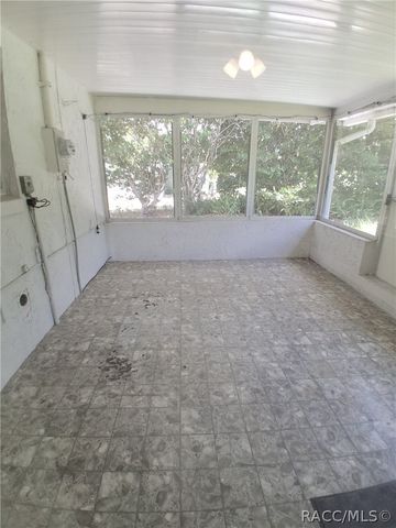 515 S Monroe Street, Beverly Hills, FL 34465