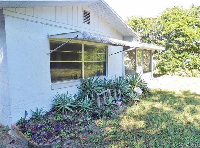515 S Monroe Street, Beverly Hills, FL 34465