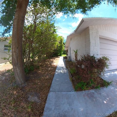515 S Monroe Street, Beverly Hills, FL 34465