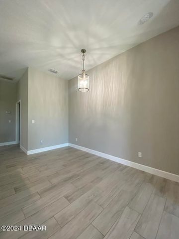 272 Catriona Drive, Daytona Beach, FL 32124