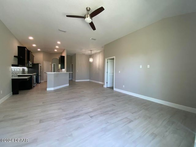 272 Catriona Drive, Daytona Beach, FL 32124