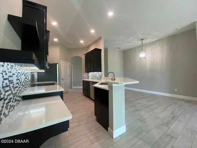 272 Catriona Drive, Daytona Beach, FL 32124