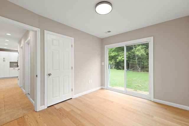 69 Laarhoven Ter, Stoughton, MA 02072